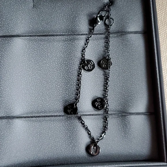 Titanium Black - Picture 1 of 4